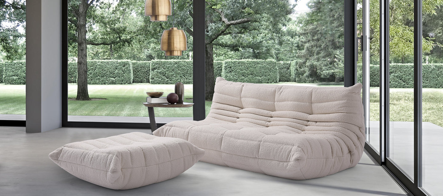 Comfort Style Curve Sofa Creamy Boucle/Boucle image.