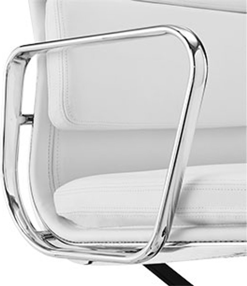 Chaise de bureau style Eames EA219 en cuir