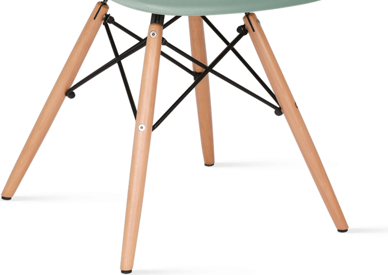 DAW Style Plastic Dining Chair