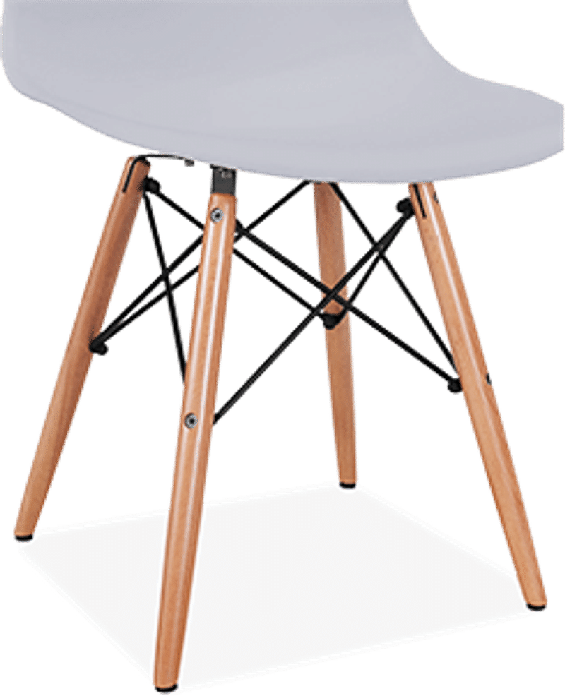 DSW Style Chair